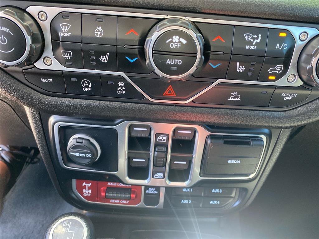 Used 2024 Jeep Wrangler Unlimited Sport AWD/4WD image 13
