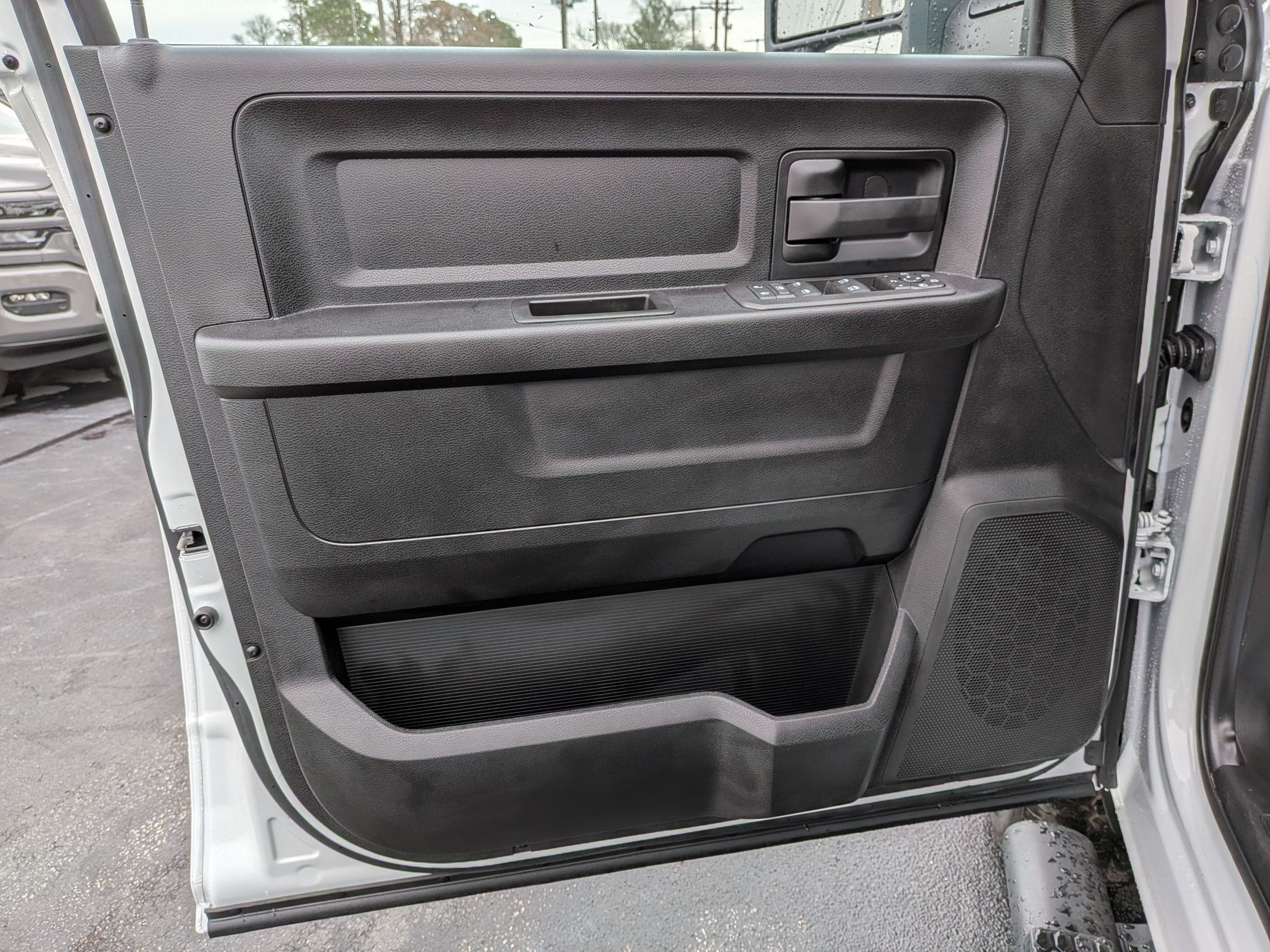 New 2026 RAM 2500 Tradesman AWD/4WD image 10