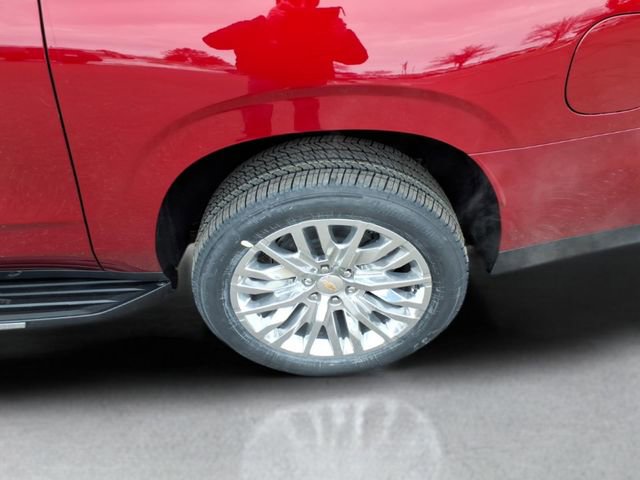 New 2026 Chevrolet Suburban Premier w/ Sun And Tow Package image 21