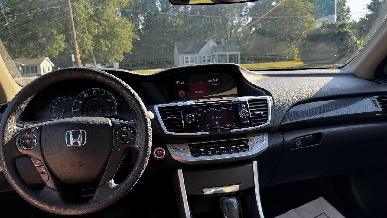 Used 2013 Honda Accord EX image 17