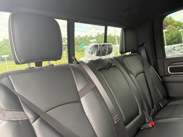 New 2026 RAM 2500 Laramie w/ Towing Technology Group AWD/4WD image 32