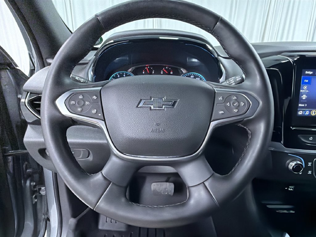Used 2023 Chevrolet Traverse RS AWD/4WD image 27