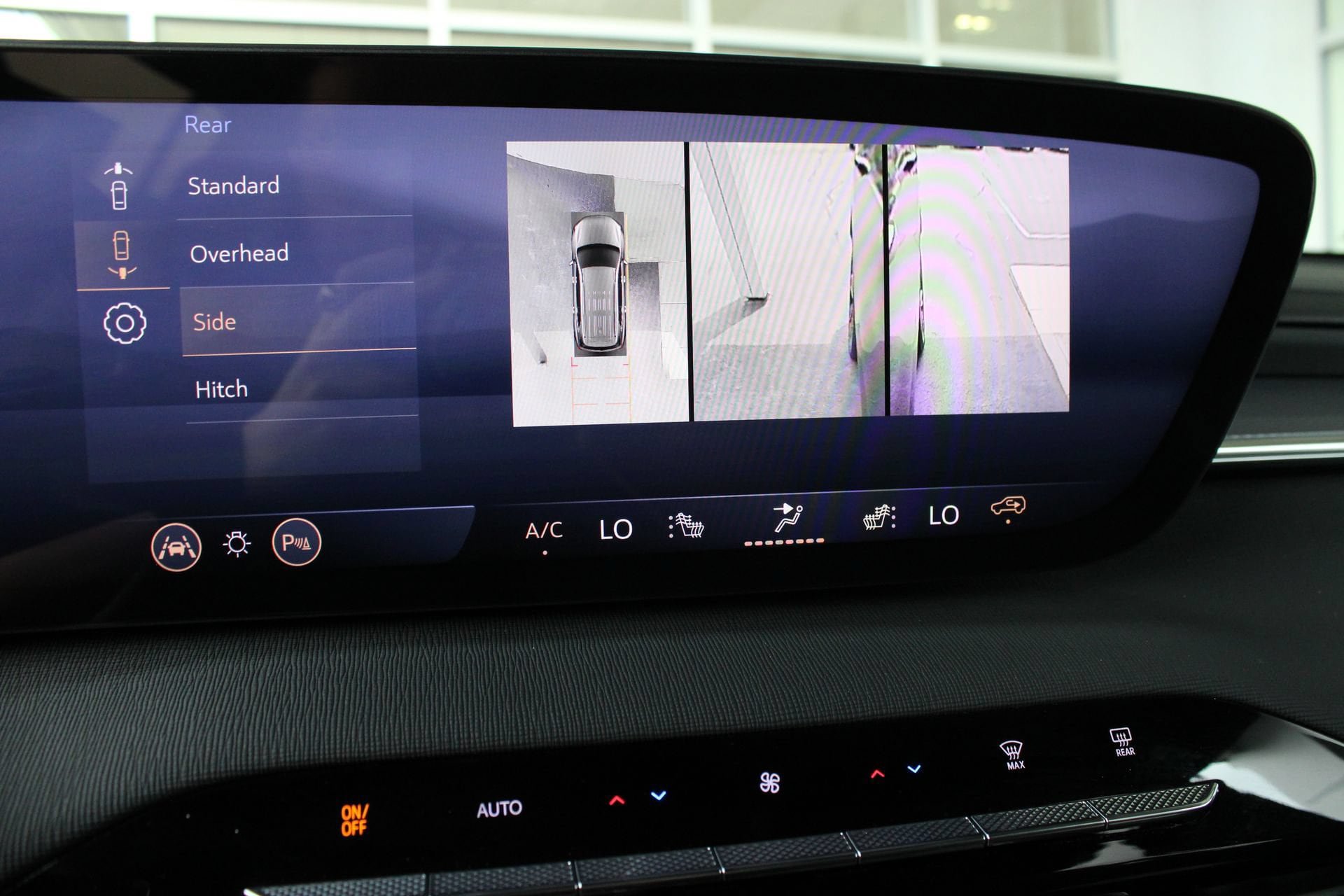 Used 2026 Buick Enclave Sport Touring AWD/4WD image 39