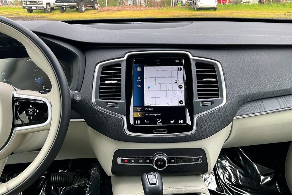 Used 2020 Volvo XC90 T5 Momentum w/ Protection Package Premier image 8