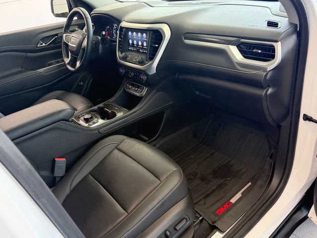 Used 2023 GMC Acadia SLT w/ Elevation Edition FWD image 17