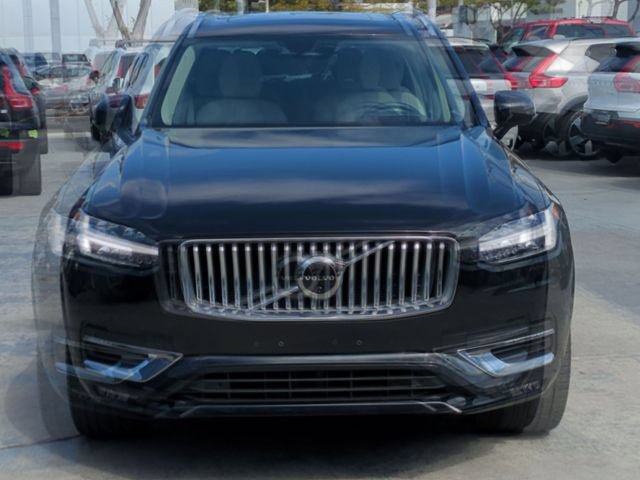 Certified 2024 Volvo XC90 B6 Ultimate w/ Protection Package Premier AWD/4WD image 8