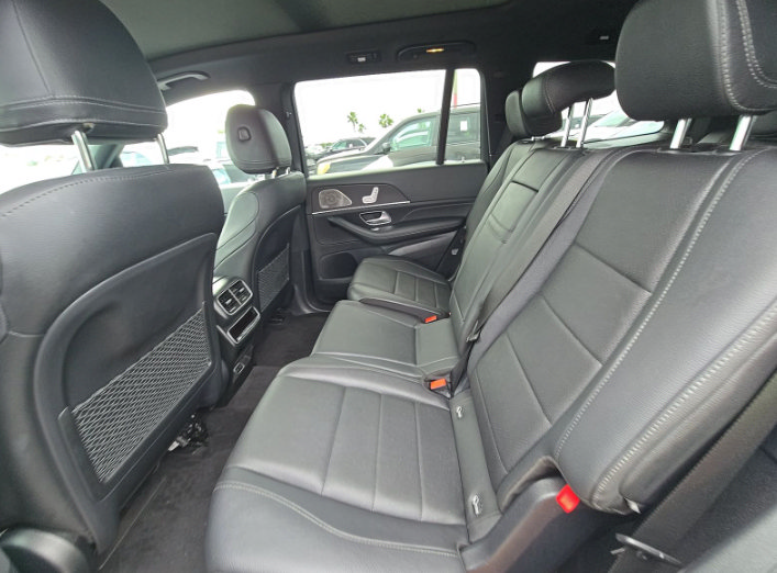 Used 2024 Mercedes-Benz GLS 450 4MATIC w/ AMG Line Exterior image 6