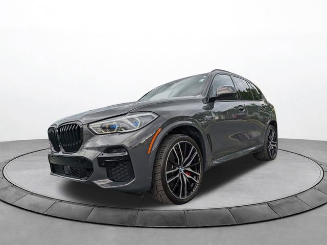 Used 2022 BMW X5 M50i w/ Executive Package image 8