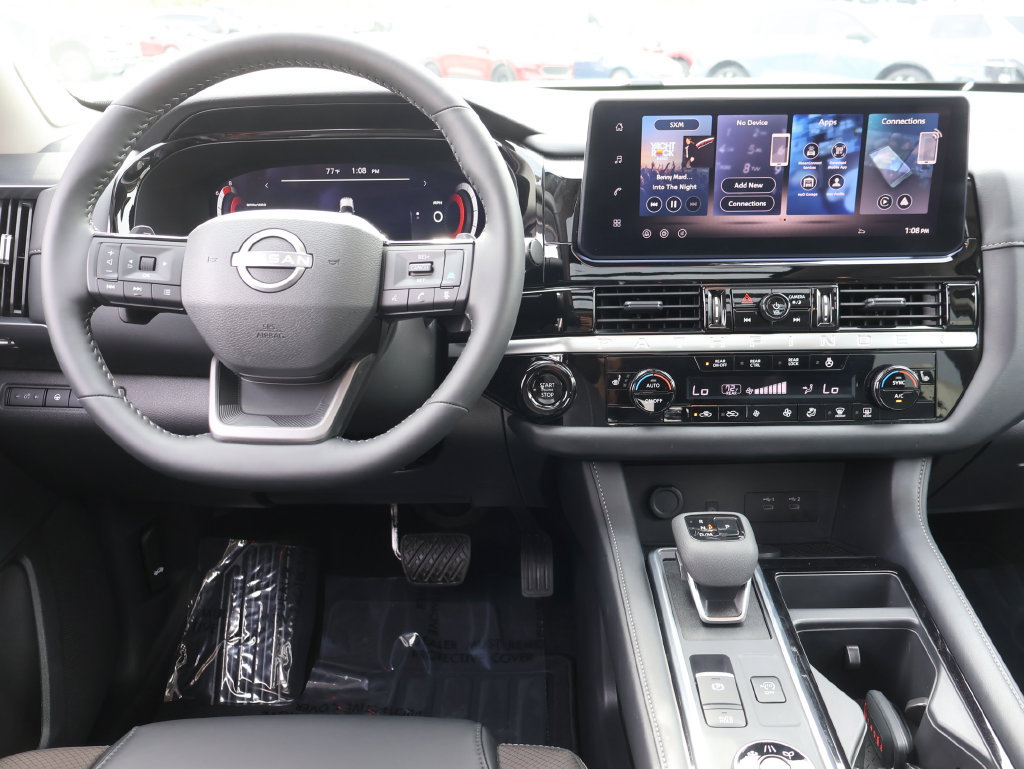 Used 2026 Nissan Pathfinder SL w/ SL Premium Package AWD/4WD image 20