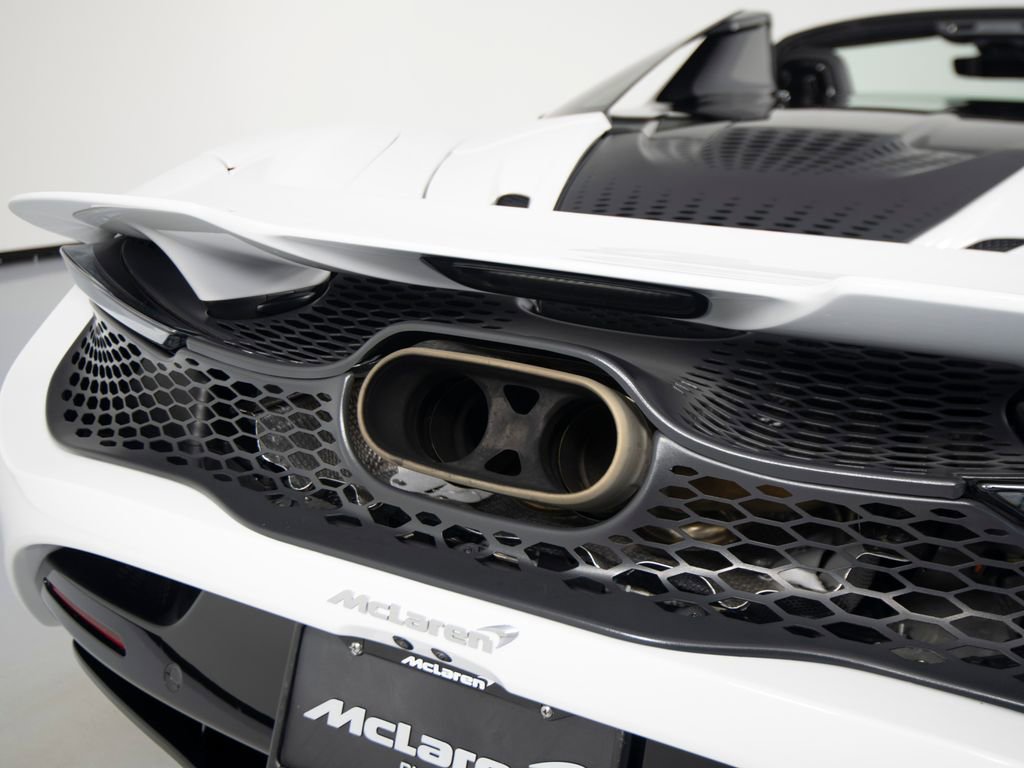 Used 2024 McLaren 750S Spider image 50