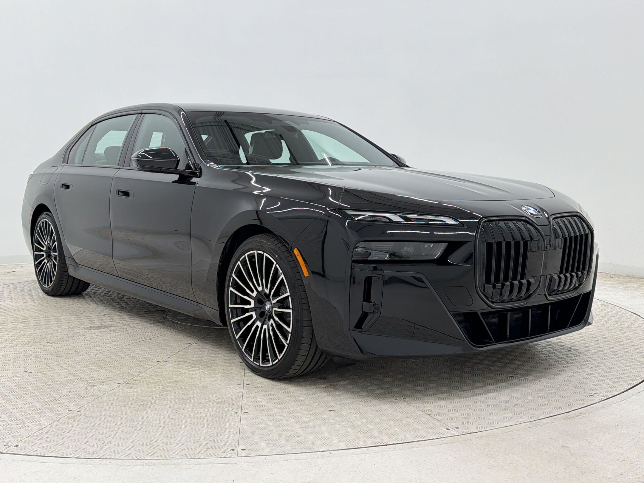 New 2026 BMW 760i xDrive AWD/4WD image 7