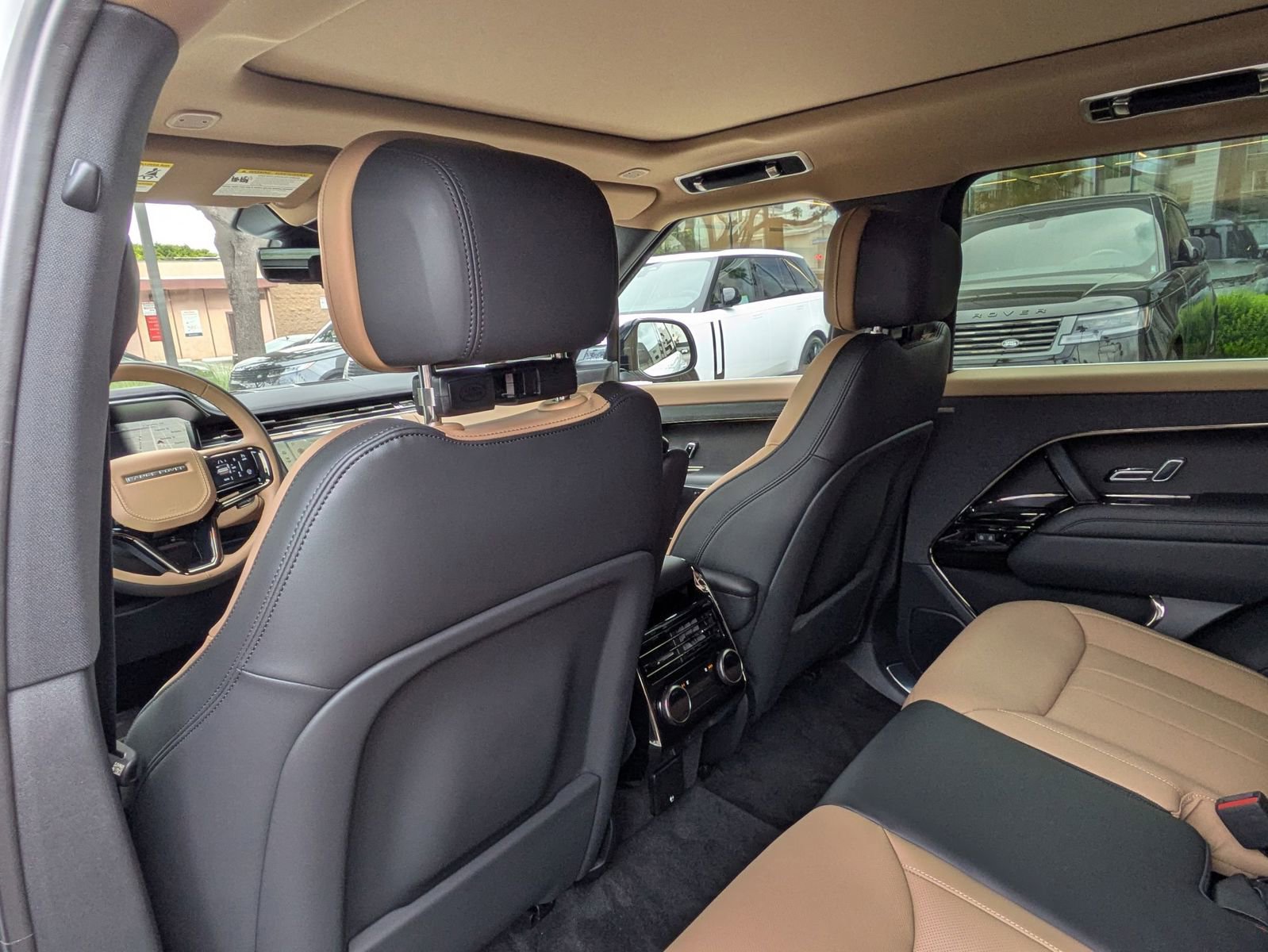 New 2026 Land Rover Range Rover Sport Dynamic SE image 29