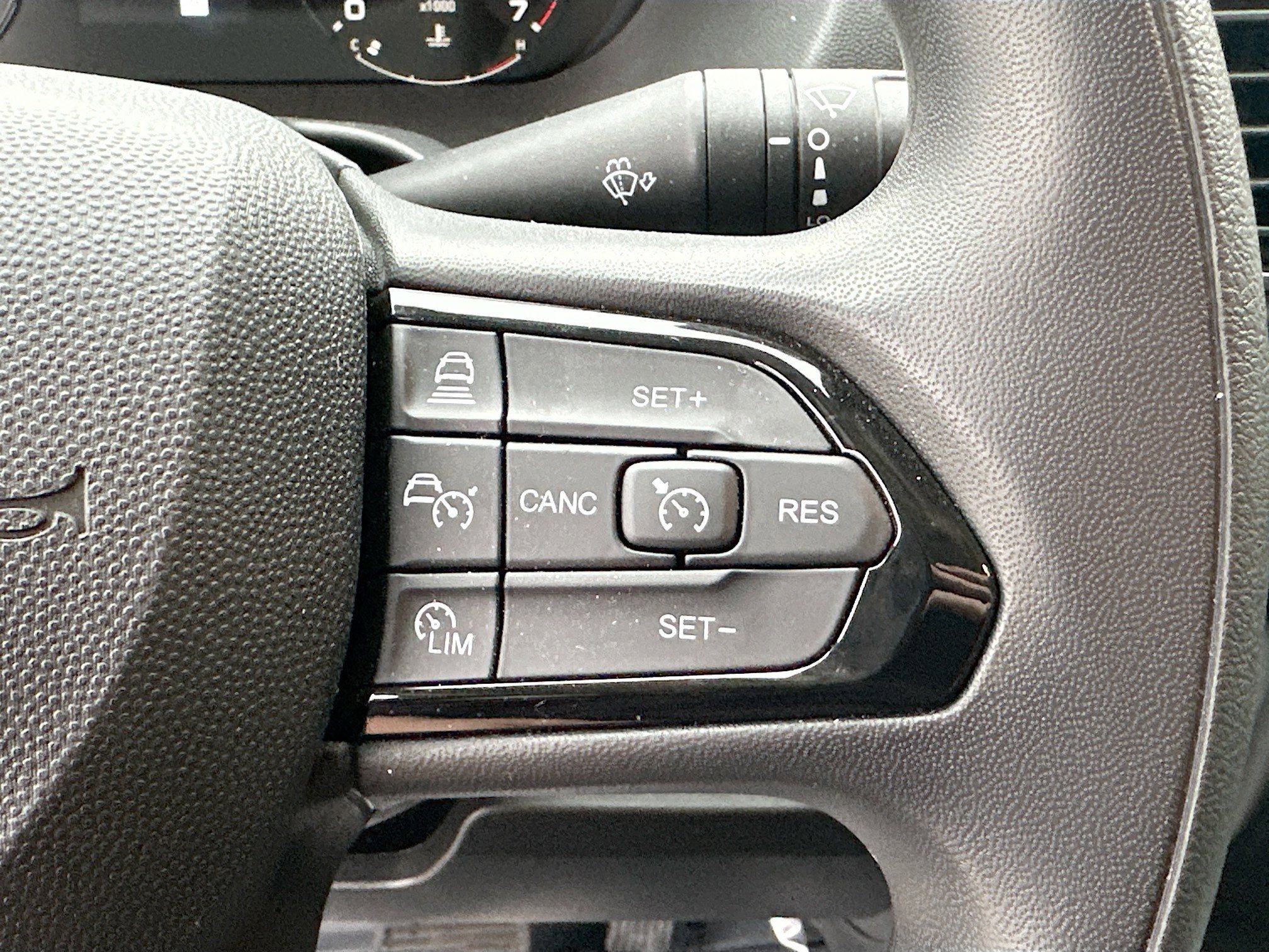 Used 2024 RAM ProMaster 2500 w/ Safety Group image 13