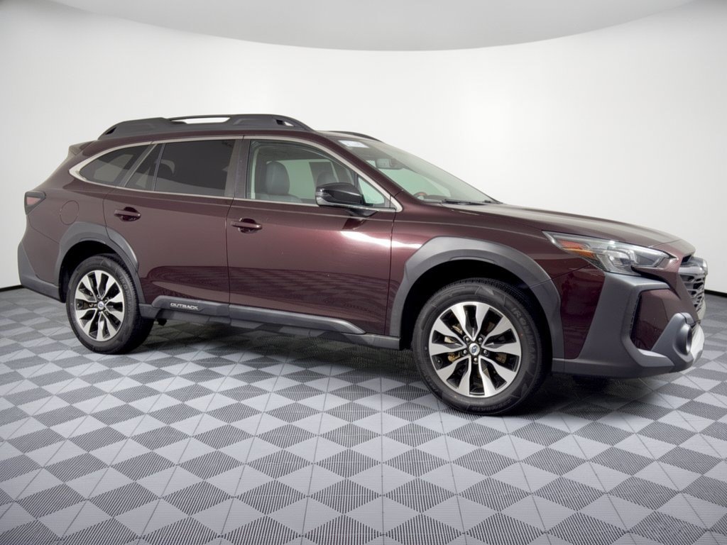 Used 2023 Subaru Outback Limited XT AWD/4WD image 8
