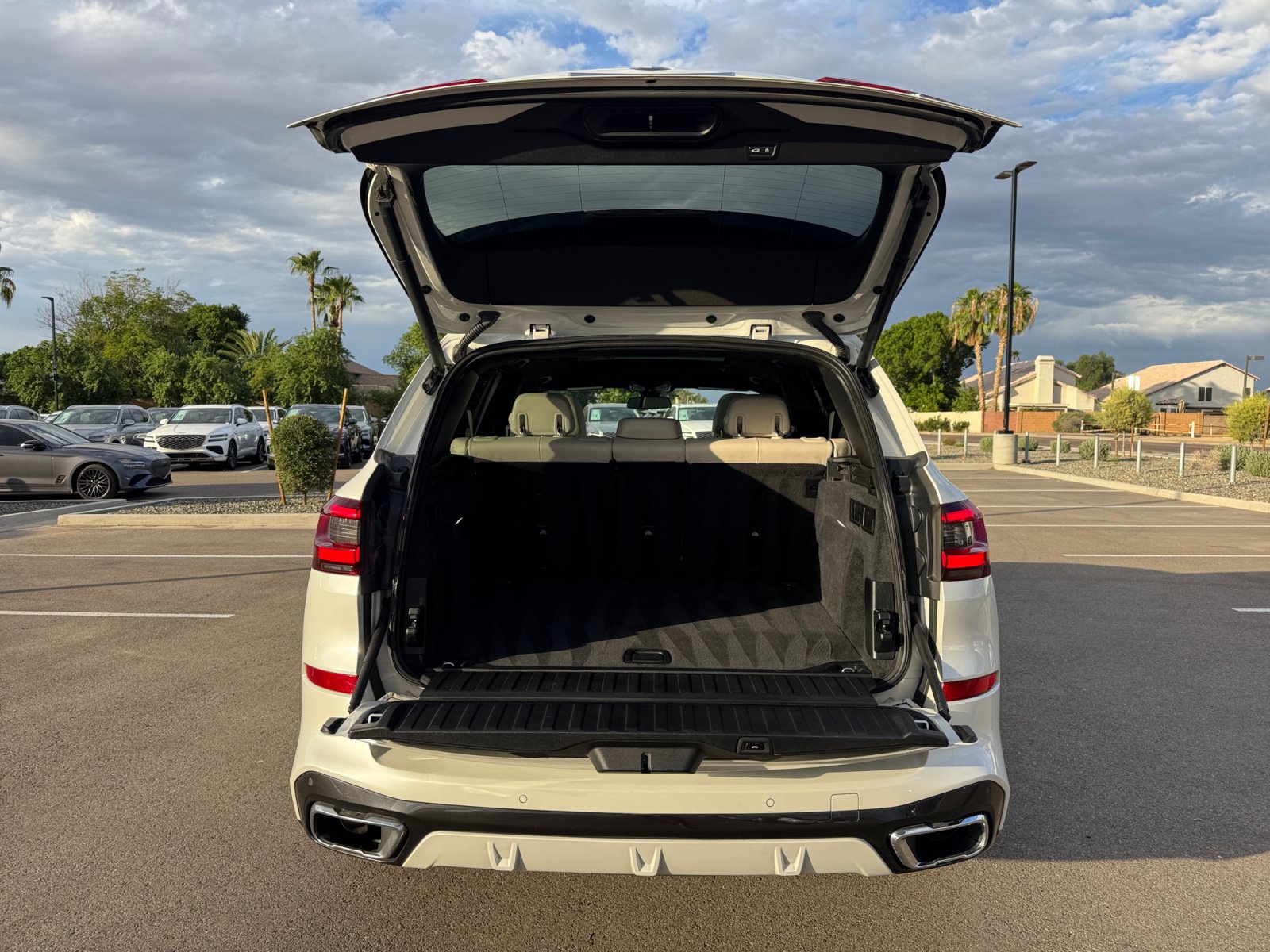 Used 2021 BMW X5 xDrive40i w/ M Sport Package AWD/4WD image 34