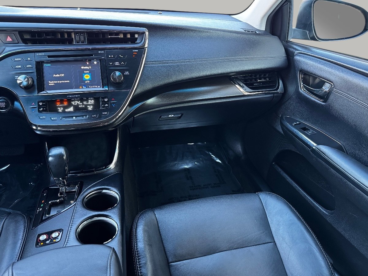 Used 2018 Toyota Avalon XLE image 21