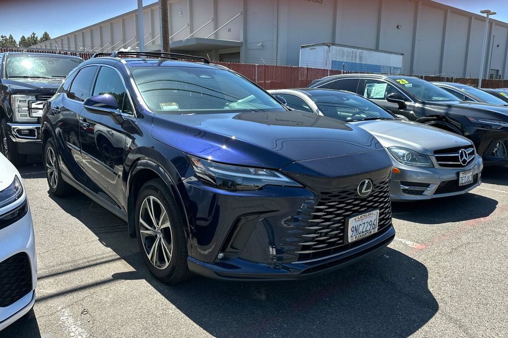 Used 2024 Lexus RX 350 FWD image 2