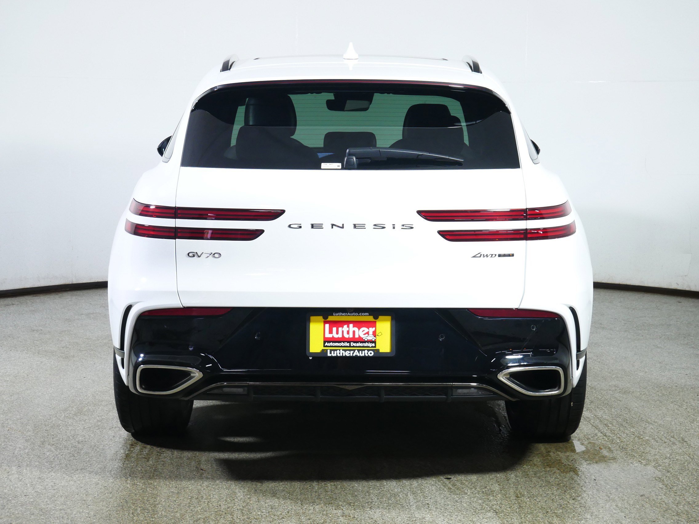 Used 2026 Genesis GV70 3.5T Sport Prestige image 6