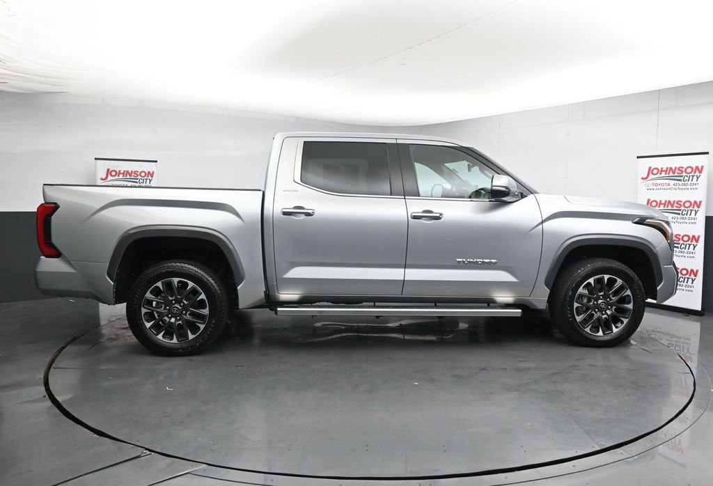 Used 2026 Toyota Tundra Limited AWD/4WD image 9