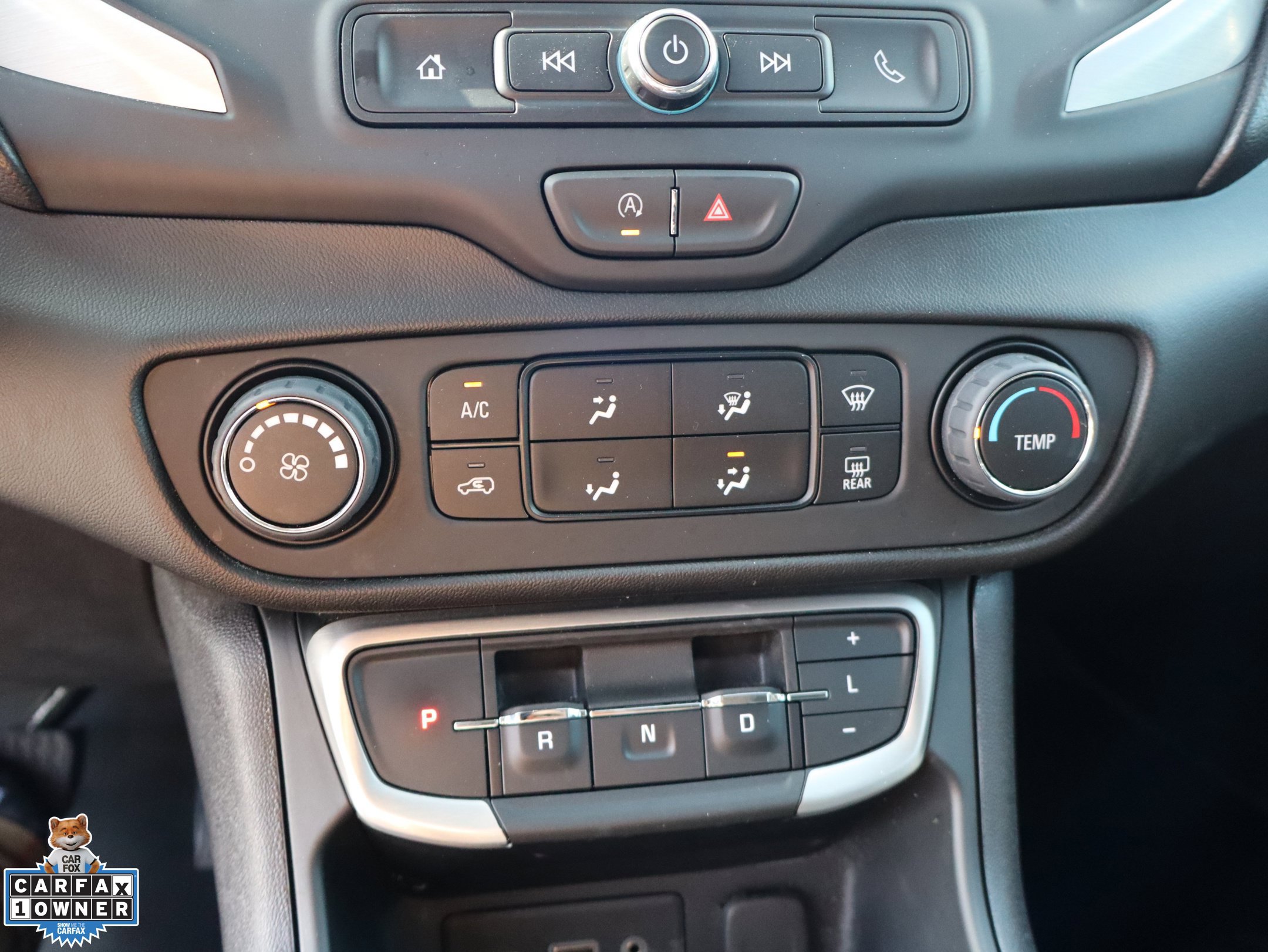 Used 2024 GMC Terrain SLE AWD/4WD image 22