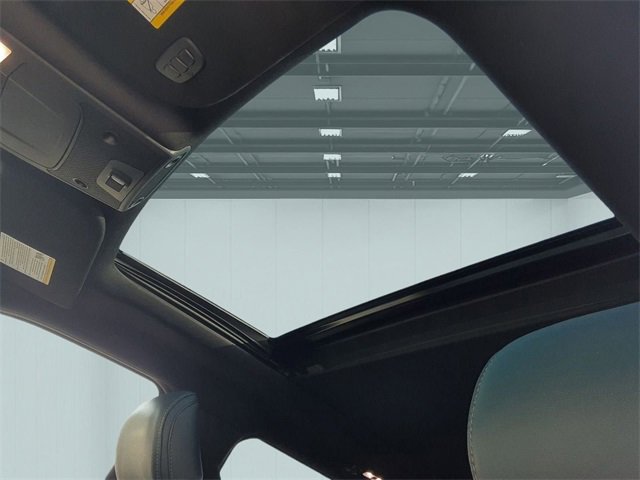 Used 2018 Ford F150 Limited w/ Trailer Tow Package image 11