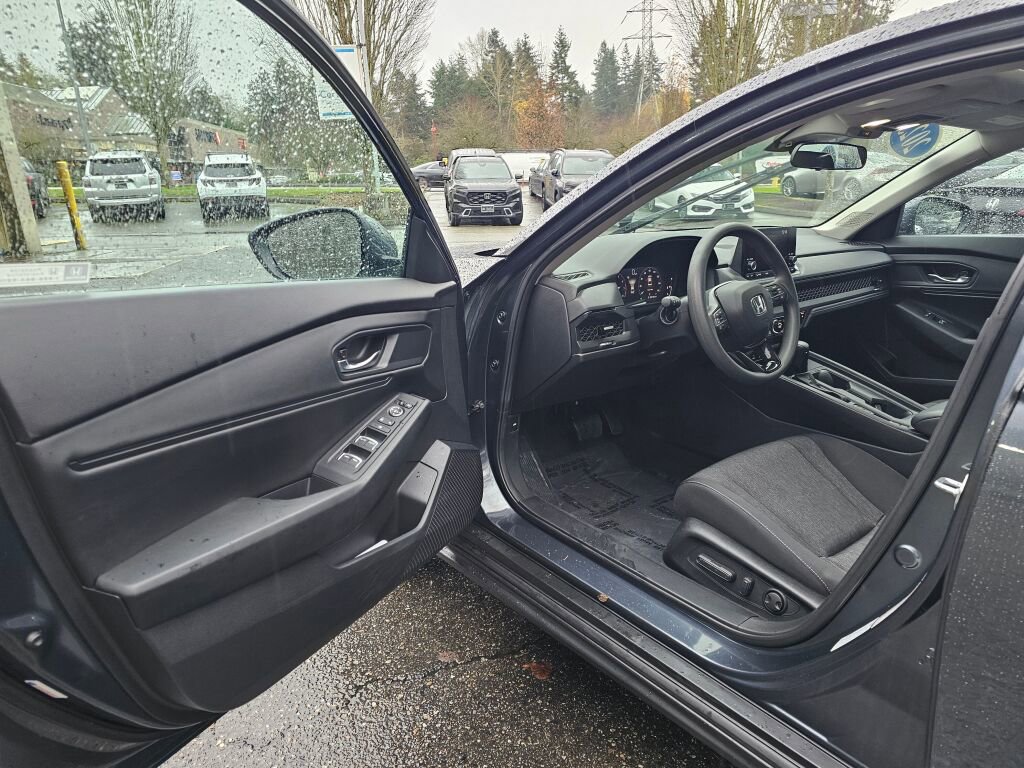 Certified 2023 Honda Accord EX image 16