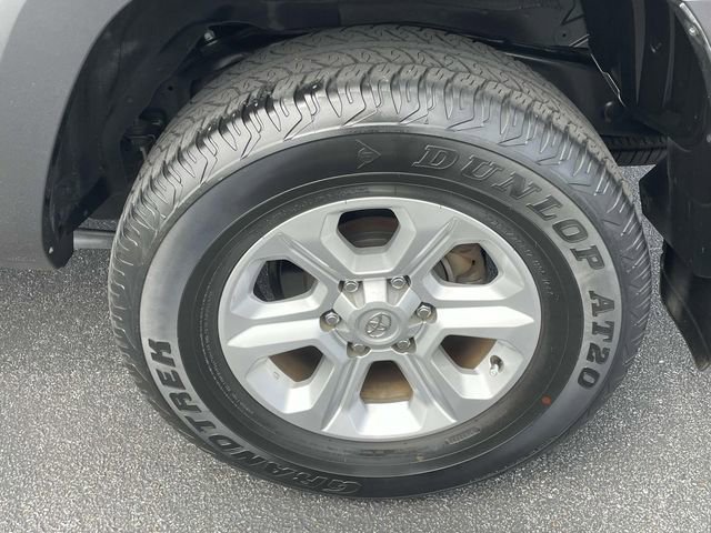 Used 2022 Toyota 4Runner SR5 Premium w/ Moonroof Package image 9