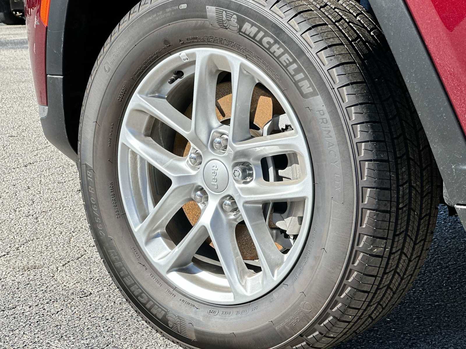 Used 2025 Jeep Grand Cherokee L Laredo w/ Luxury Tech Group I AWD/4WD image 11