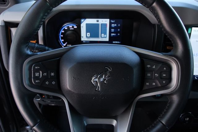 Used 2023 Ford Bronco Badlands w/ Sasquatch Package image 13