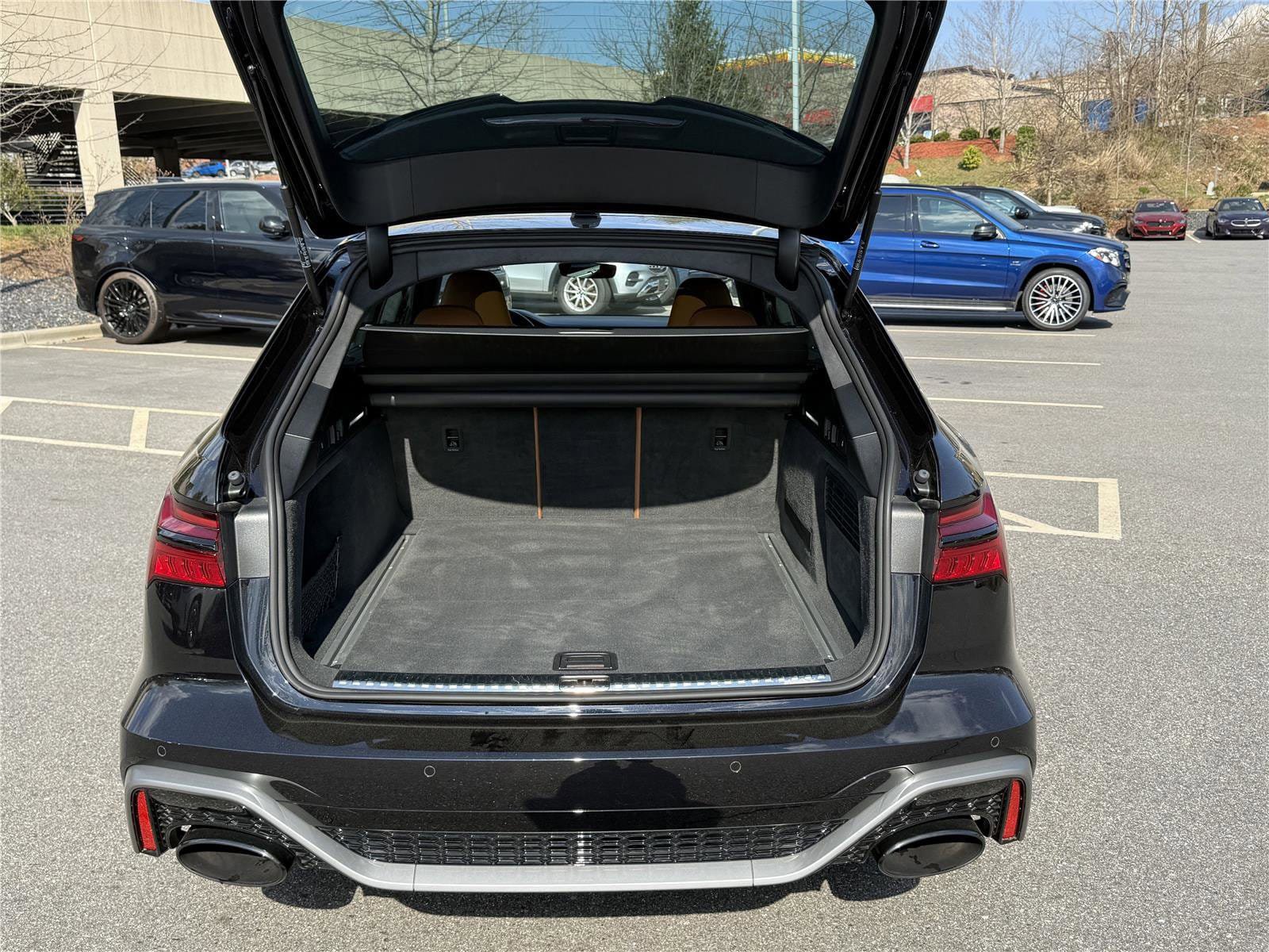 Used 2024 Audi RS 6 performance AWD/4WD image 5