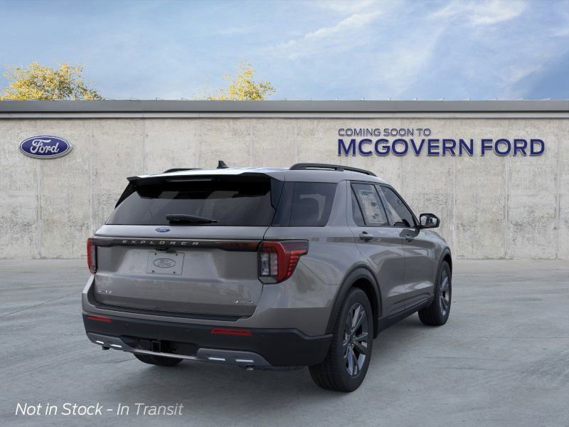 New 2026 Ford Explorer Active w/ Active Comfort Package image 8