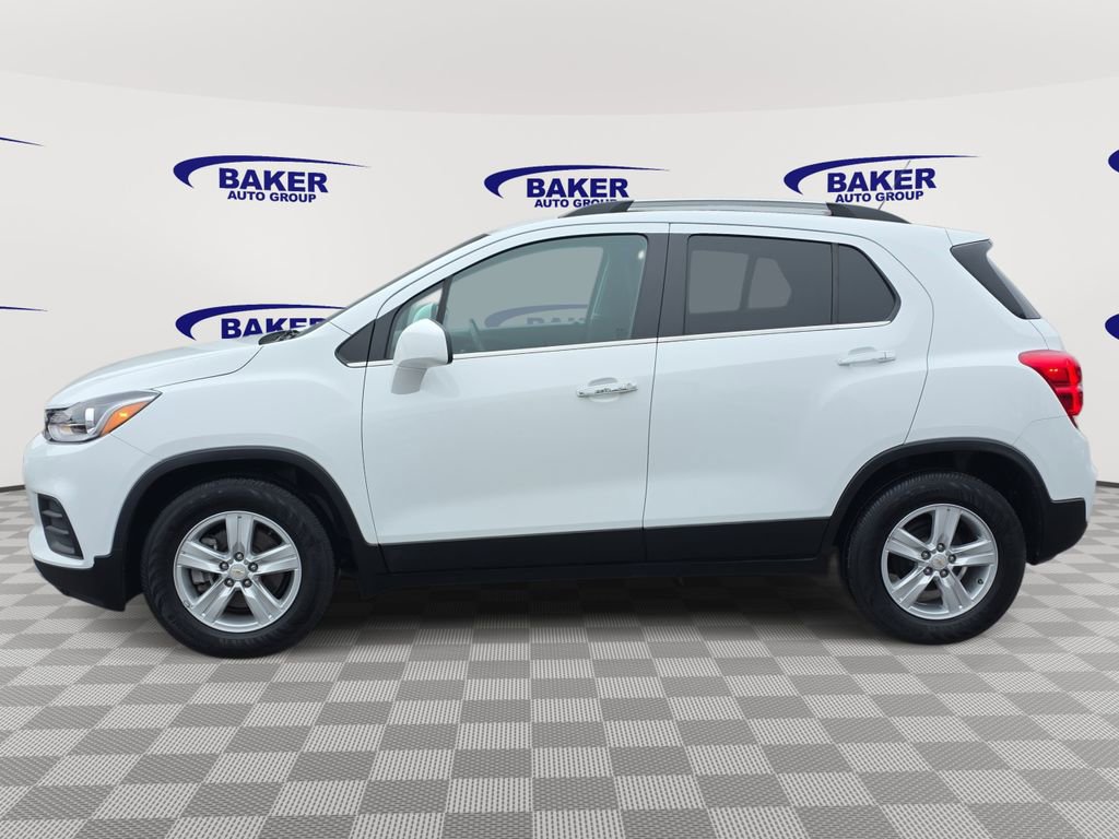 Used 2020 Chevrolet Trax LT w/ LT Convenience Package FWD image 8