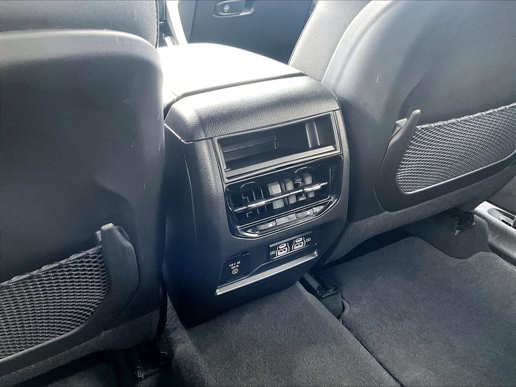 Used 2023 Jeep Grand Cherokee Altitude AWD/4WD image 34