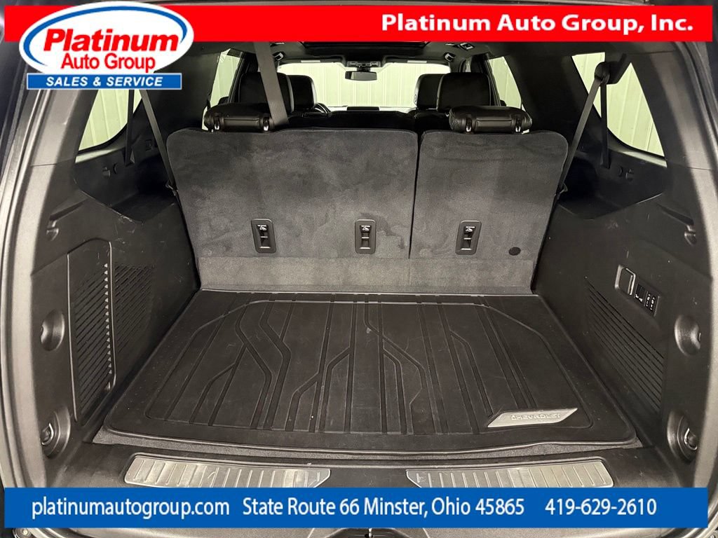 Used 2021 Chevrolet Suburban Z71 w/ Z71 Signature Package AWD/4WD image 35