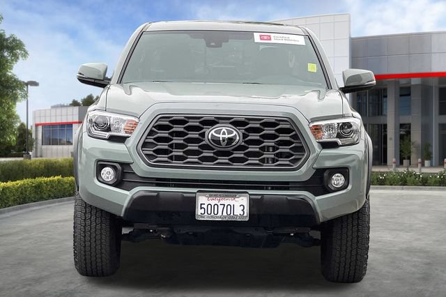 Used 2022 Toyota Tacoma TRD Off-Road w/ TRD Premium Off Road Package AWD/4WD image 11