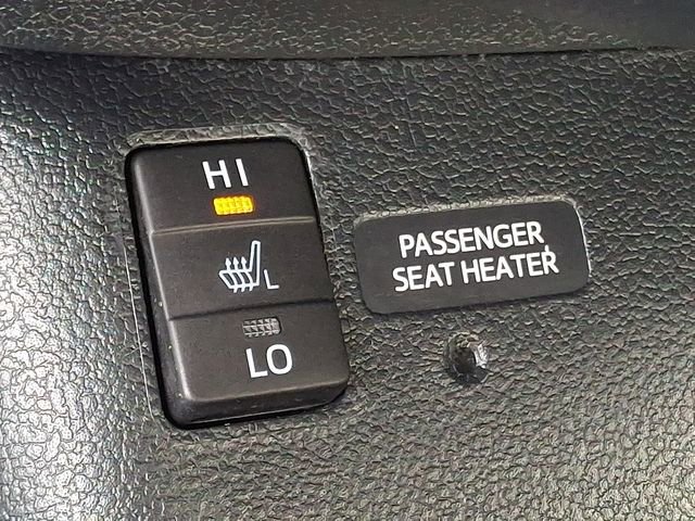 Used 2017 Toyota Prius Prime Plus w/ Protection Package FWD image 25