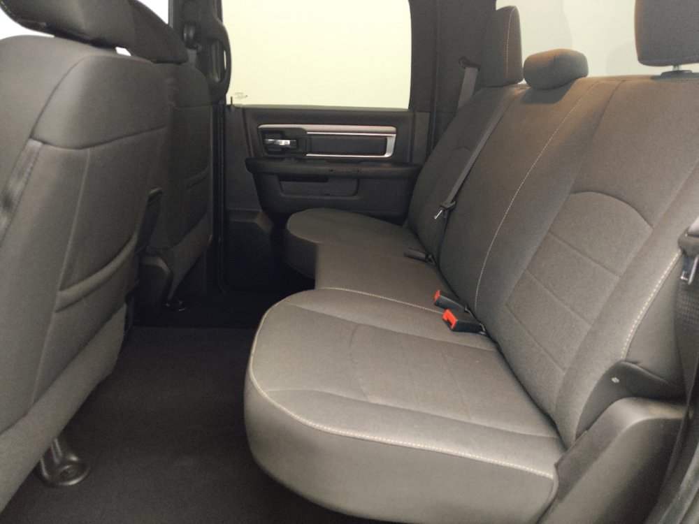 Used 2022 RAM 1500 Classic Warlock AWD/4WD image 18