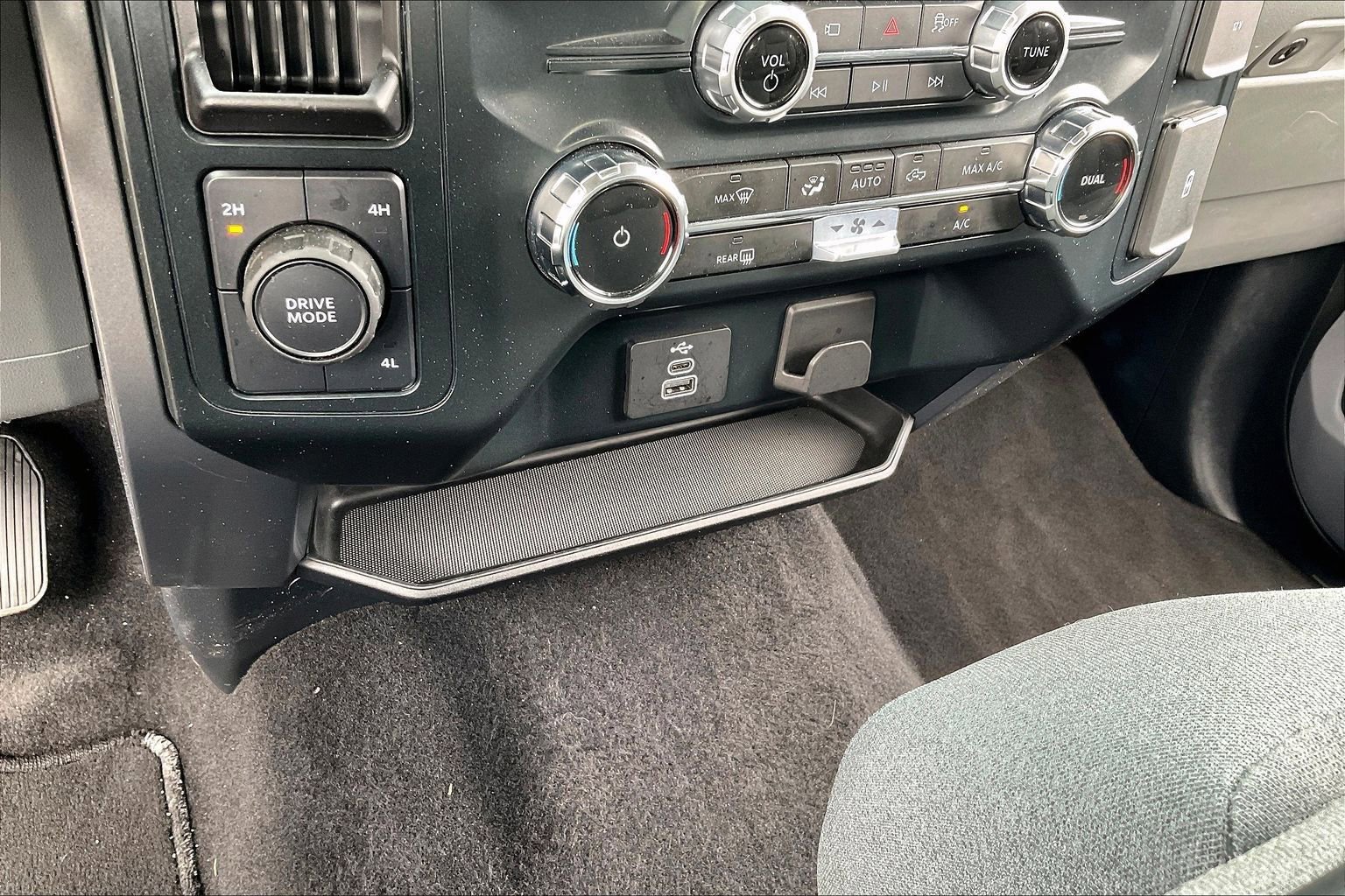 Used 2025 Ford F150 XLT w/ Equipment Group 301A Standard image 24