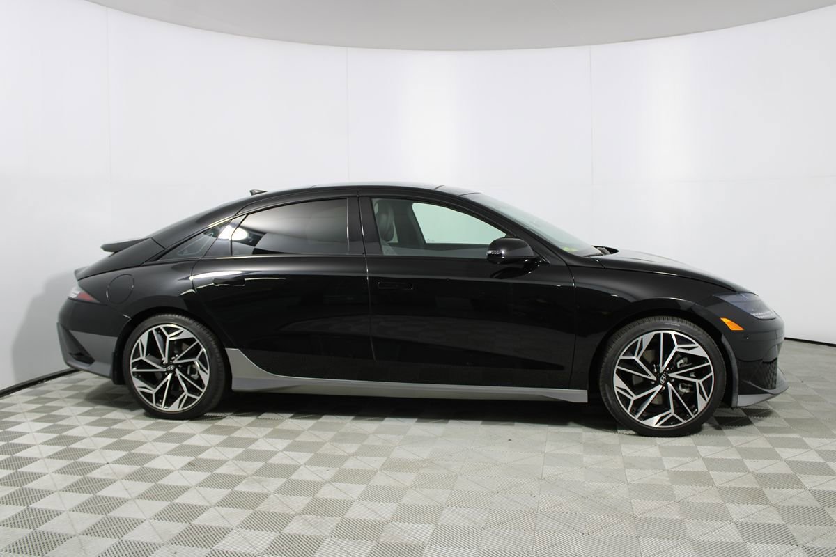 Used 2024 Hyundai Ioniq 6 Limited RWD image 36