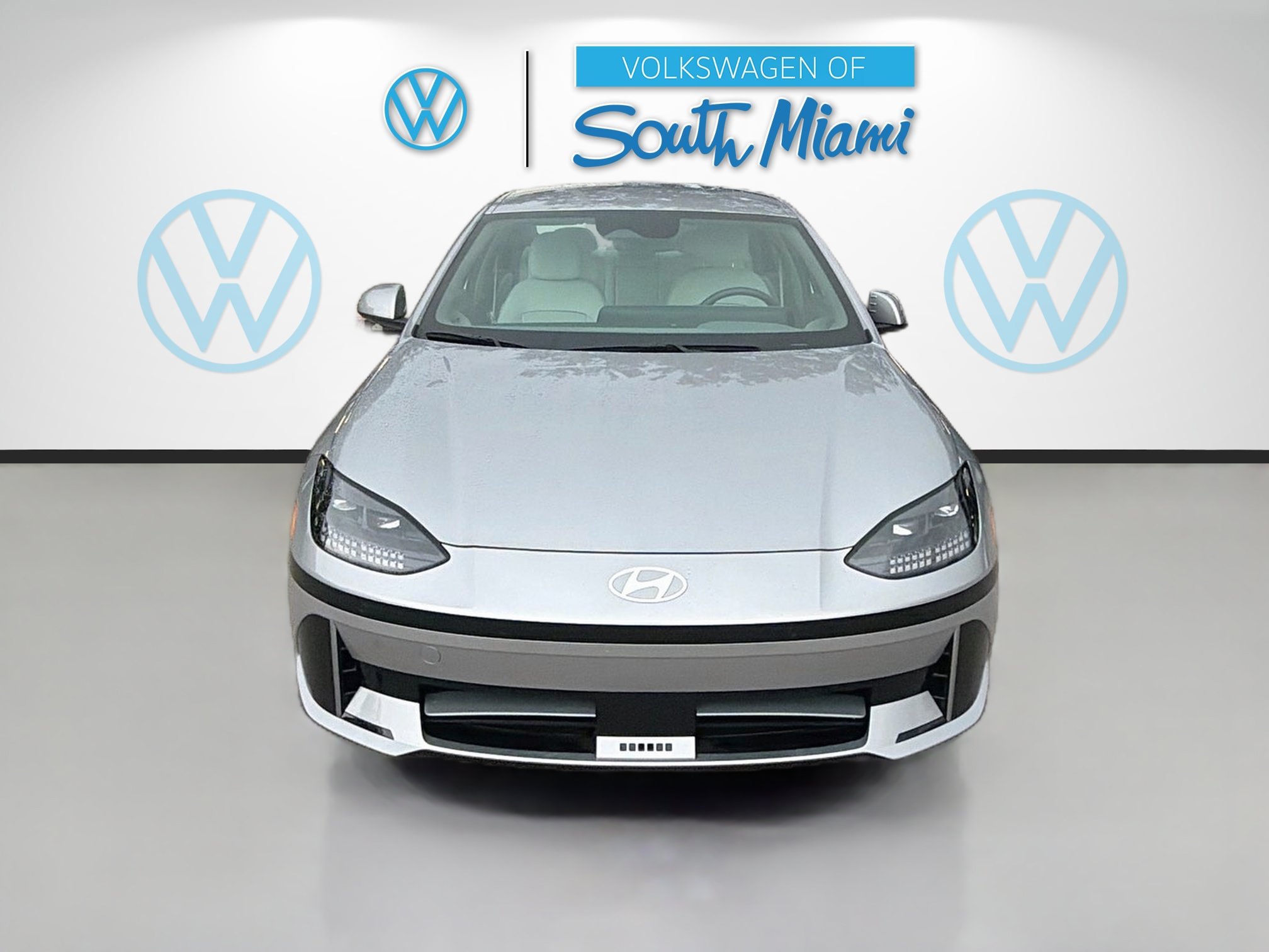 Used 2024 Hyundai Ioniq 6 SEL RWD image 2