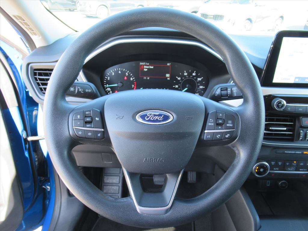 Used 2020 Ford Escape SE image 16
