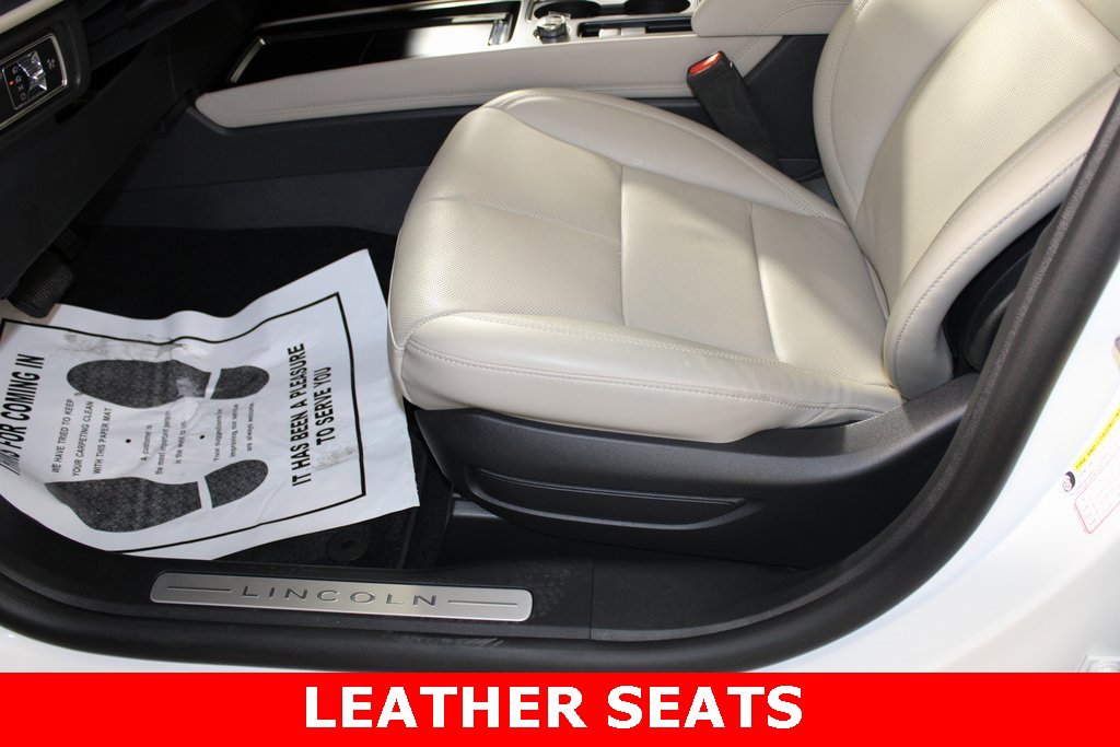 Used 2025 Lincoln Corsair Grand Touring image 10