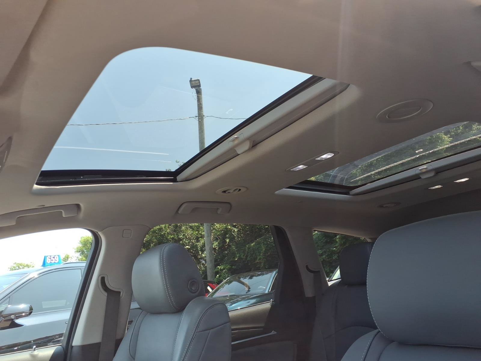 Used 2020 Buick Enclave Essence w/ Sound and Sites Package AWD/4WD image 22