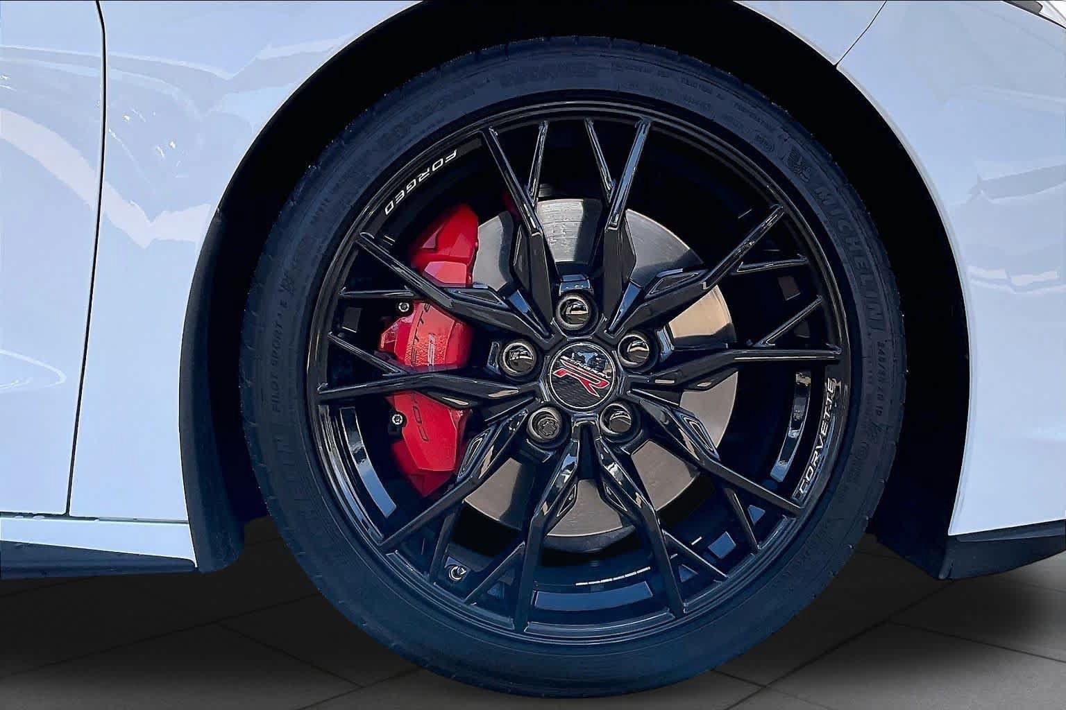 Used 2023 Chevrolet Corvette Stingray Preferred Cpe w/ Z51 Performance Package RWD image 12