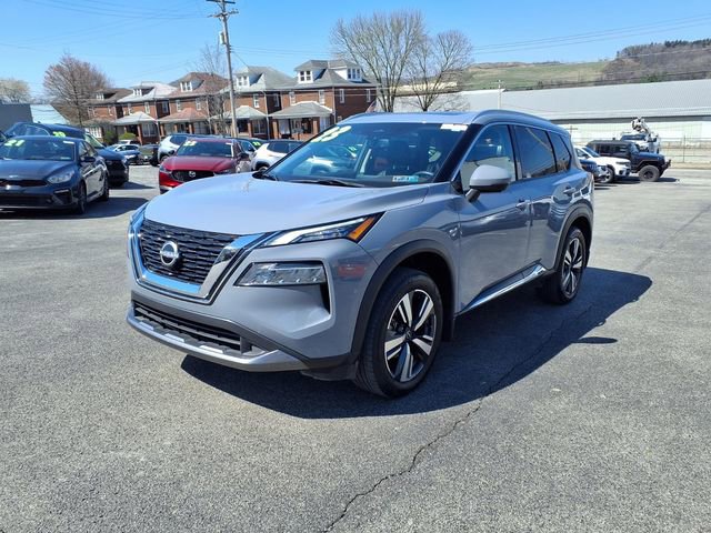 Used 2023 Nissan Rogue SL image 3