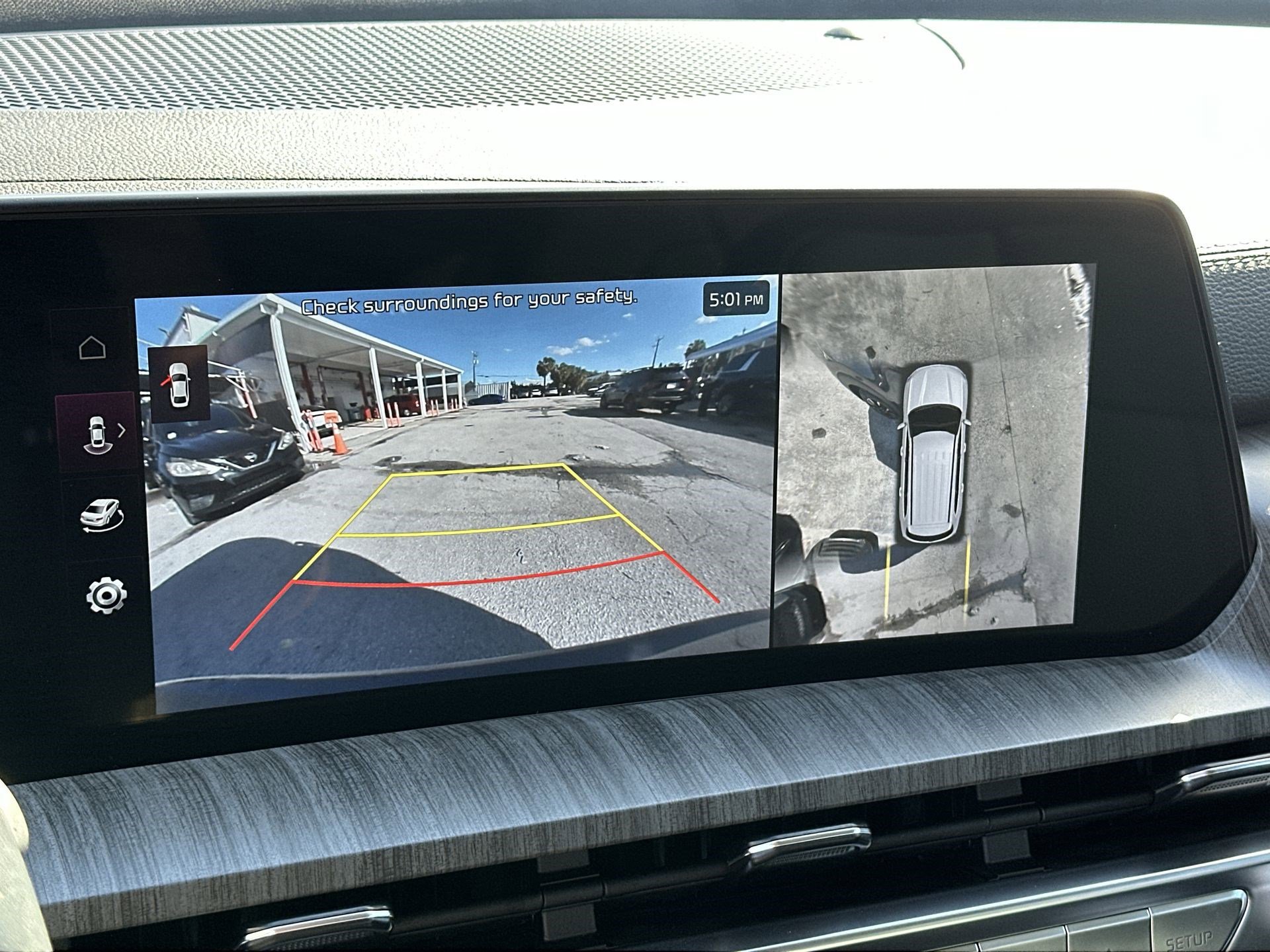 Used 2025 Kia Telluride SX w/ SX Captain's Chair Package image 24