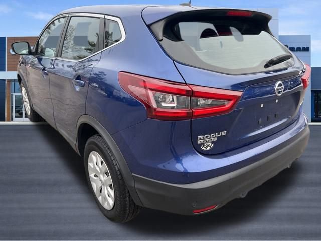 Used 2020 Nissan Rogue Sport S image 3