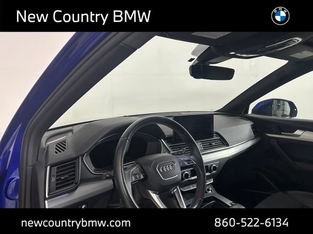 Used 2023 Audi Q5 e Prestige AWD/4WD image 9