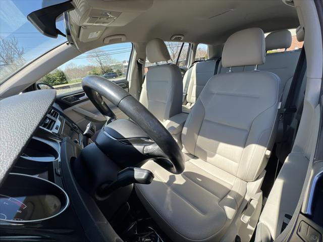 Used 2019 Volkswagen Golf Alltrack S AWD/4WD image 11