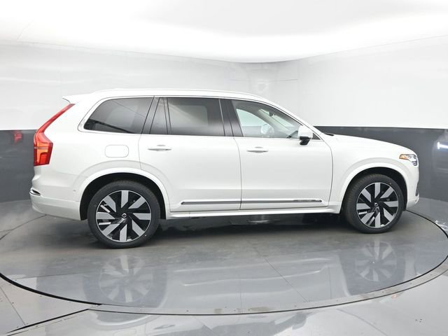 Used 2024 Volvo XC90 T8 Plus image 8